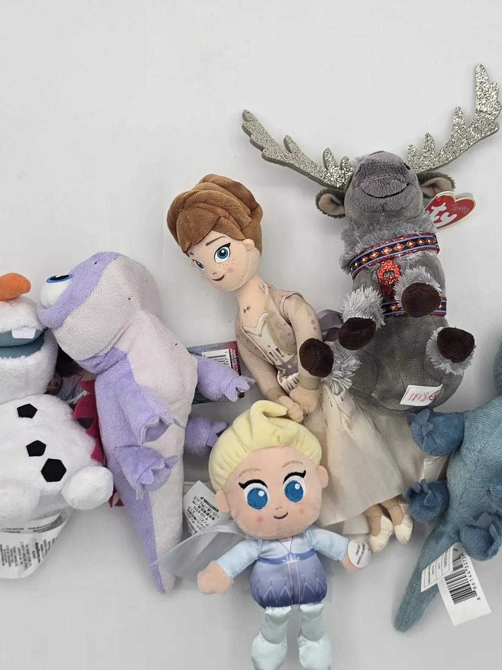 6 Disney Frozen Elsa & Anna,Sven , 2 Bruni Plush Dolls - Blue, Cream, Brown